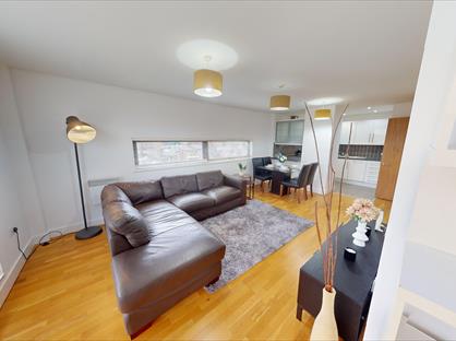 2 Bed Flat, Colquitt Street, L1