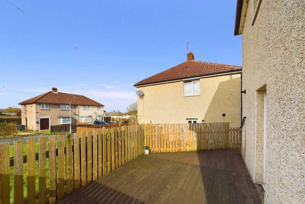 Bradford 3 Bed SemiDetached House, Woodend Court, BD5 To Rent Now