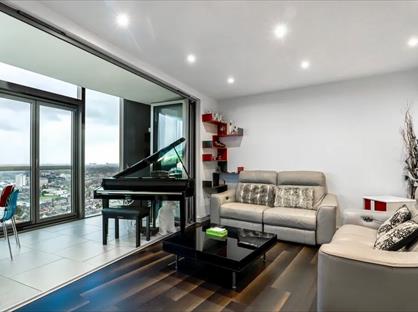 2 Bed Flat, Kew Eye Apartments, TW8