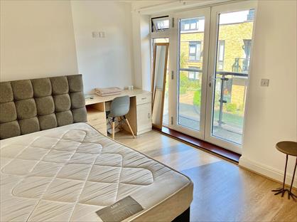 3 Bed Flat, Wilmot House, SE11