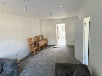 3 Bed Terraced House, Canonsleigh Road, RM9