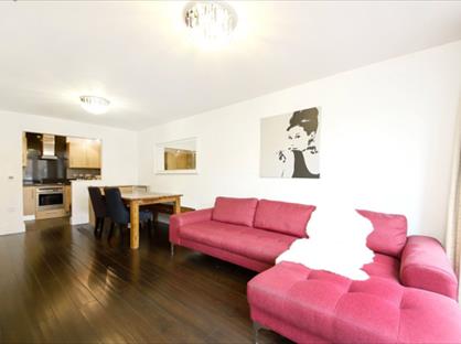 2 Bed Flat, St. Davids Square, E14