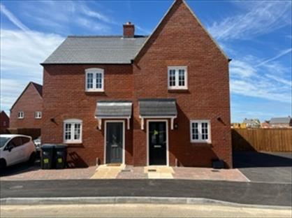 2 Bed Semi-Detached House, Lincoln Street, NN12