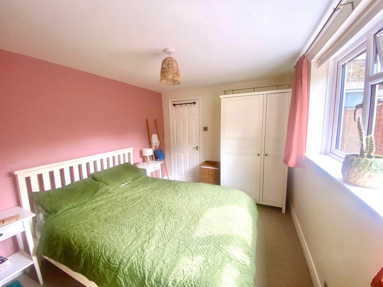 London 2 Bed Flat, Leytonstone, E11 To Rent Now for £1,600.00 p/m