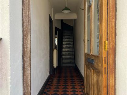 3 Bed Terraced House, Water Street, LL57