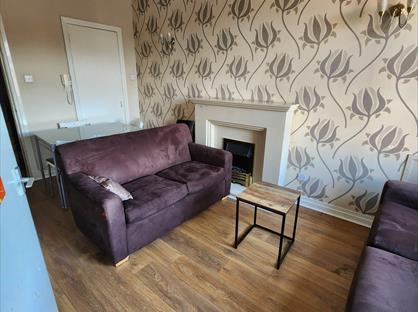 2 Bed Flat, Dumbarton Road, G11