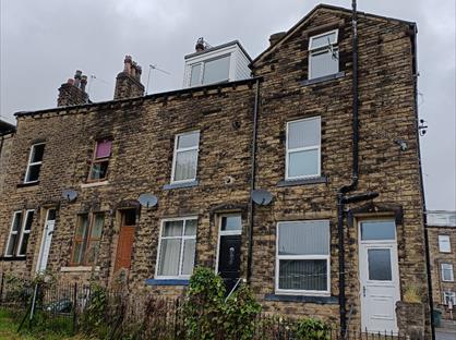 2 Bed Terraced House, The Gables, BD21