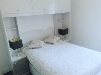 Room in a Shared House, Grove Road, CR4