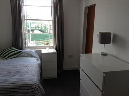 Studio Flat, Station Street, WS3