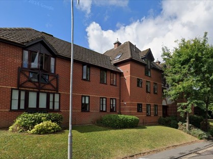 1 Bed Flat, Balfour Court, AL5