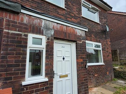 3 Bed Semi-Detached House, Hammond Avenue, OL13