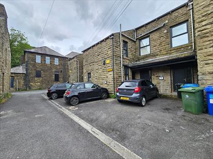 2 Bed Flat, Schofield Street, BB4