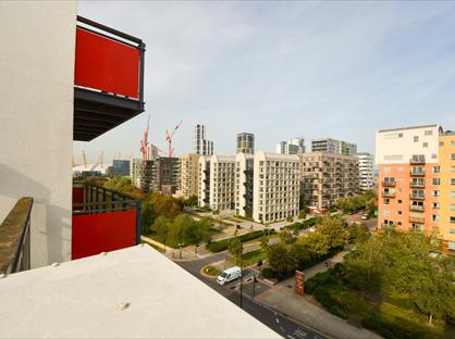 Room in a Shared Flat, Holly Court, SE10