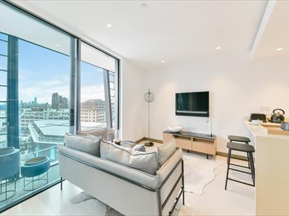Studio Flat, Blackfriars Road, SE1