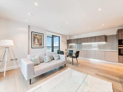 2 Bed Flat, Brogan House, SW8