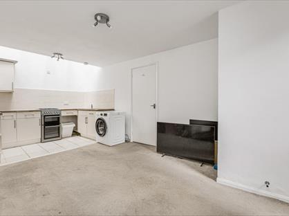1 Bed Flat, Seagrave Road, SW6