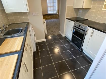 1 Bed Flat, High Street, OX7