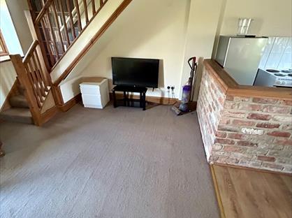 2 Bed Semi-Detached House, Hogarth Hill, YO22
