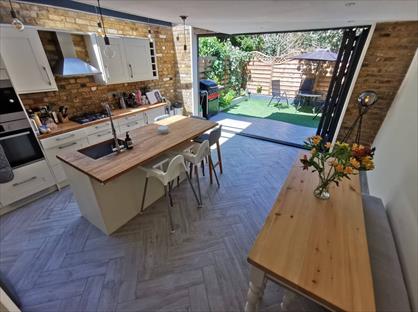 3 Bed Terraced House, Mauleverer Road, SW2