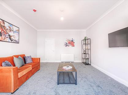 1 Bed Flat, Surrey Road, CT9