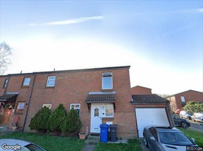 3 Bed Semi-Detached House, Thamley, RM19