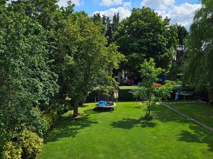 3 Bed Flat, Sunningfields Road, NW4