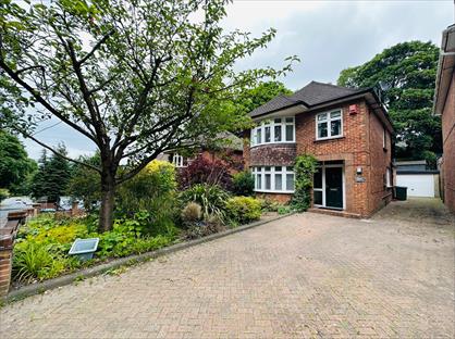 3 Bed Detached House, Mousehole Lane, SO18