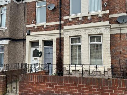 2 bed flat/apartment for rent in 2 Bed Flat, Woodbine Street, NE8