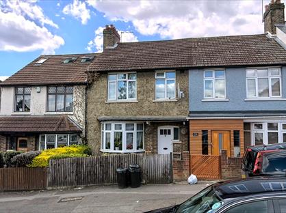 4 Bed Terraced House, Oak Grove Road, SE20