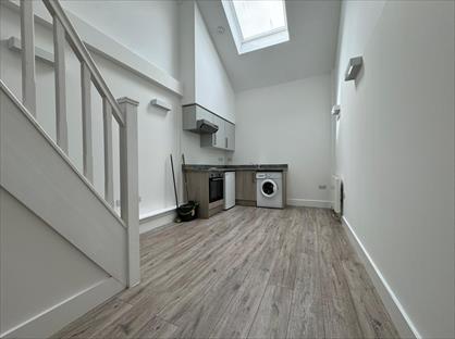 1 Bed Flat, Ravensdale Industrial Estate, N16