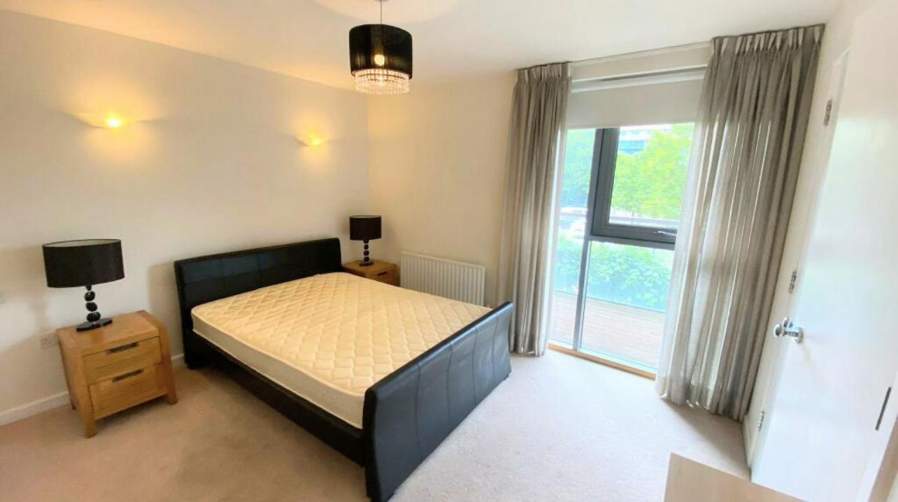 2 Bed Flat, Caledonian Road, BS1 photo 3