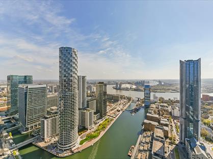 2 Bed Flat, Harcourt Tower, E14