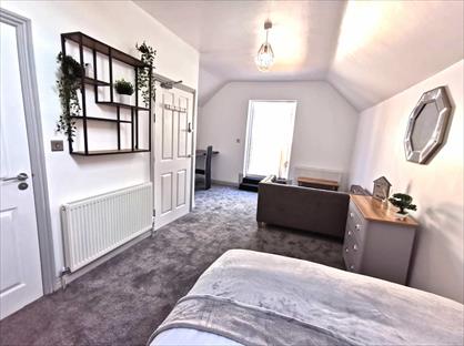 Room in a Shared House, Pershore Road, B30