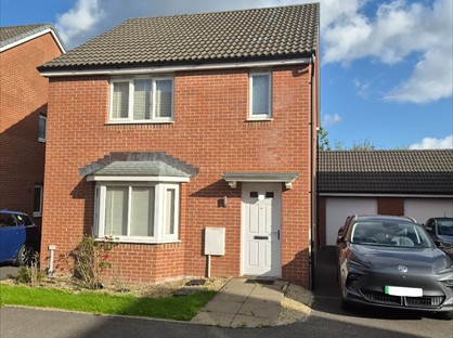 3 Bed Detached House, Heol Bennett, CF3