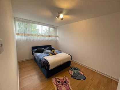 Room in a Shared House, Bowood Road, EN3