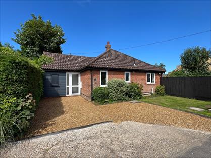 3 Bed Bungalow, Winstree Road, CO3