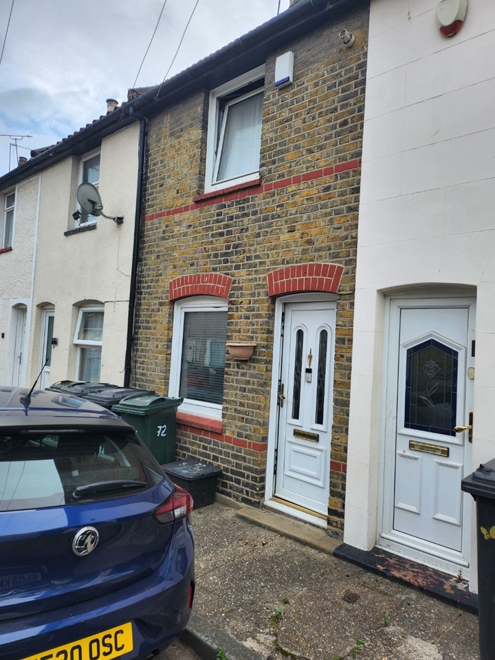 2 Bed Terraced House, Sun Road, DA10 To Rent Now for £