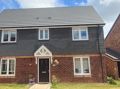 4 Bed Detached House, Honeysuckle Way, OX11
