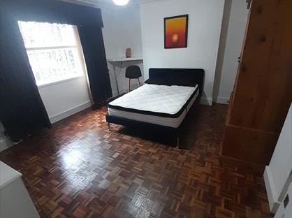 Room in a Shared House, Dalston Lane, E8