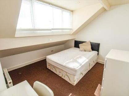 Room in a Shared House, Chatsworth Road, LS8