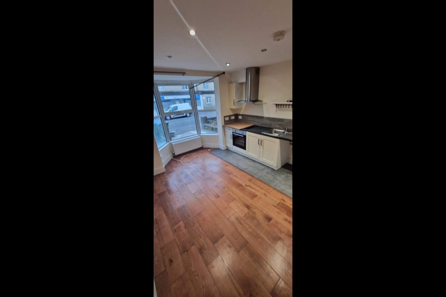 Southampton 1 Bed Flat, Portswood, SO14 To Rent Now for £925.00 p/m