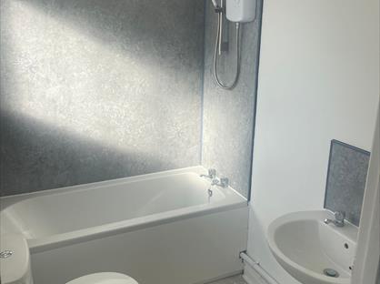 3 Bed Terraced House, Wellesley Street, GL1