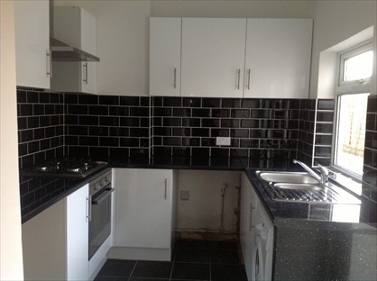 3 Bed Terraced House, Melville Road, ME15