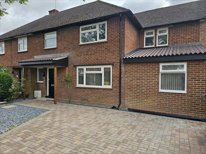 5 Bed Terraced House, Upcroft, SL4