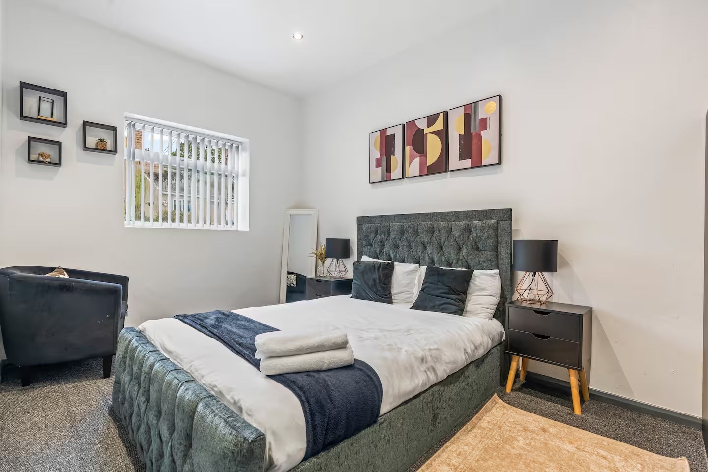 3 Bed Flat, Sheffield, S10 photo 3