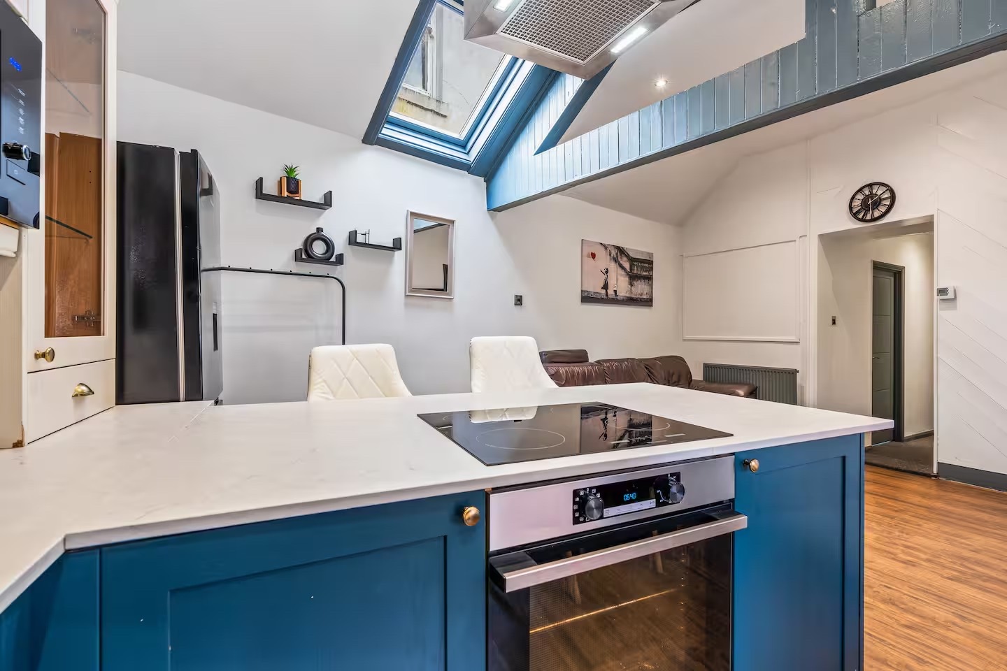 3 Bed Flat, Sheffield, S10 photo 5