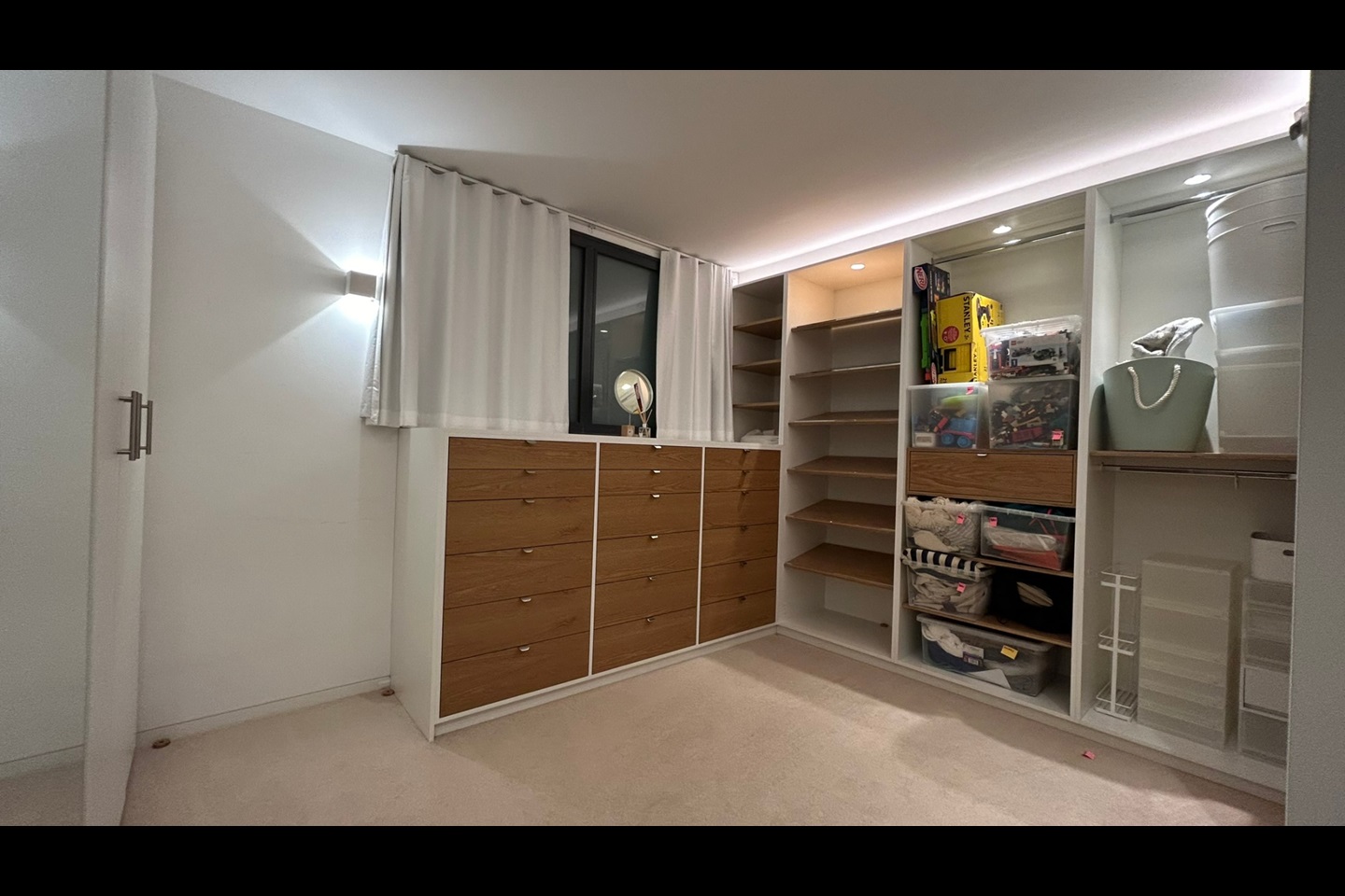 London 1 Bed Flat, Pangbourne Avenue, W10 To Rent Now for £1,690.00 p/m