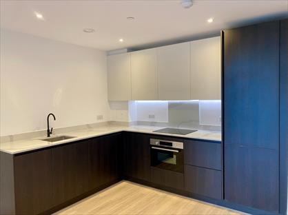 1 Bed Flat, Silverleaf House, W3