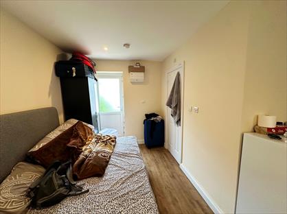 Studio Flat, Hambrough Road, UB1