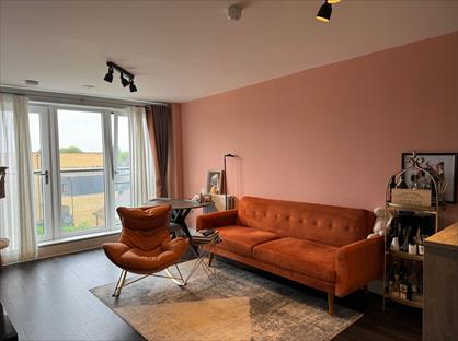 2 Bed Flat, London Road, TW7